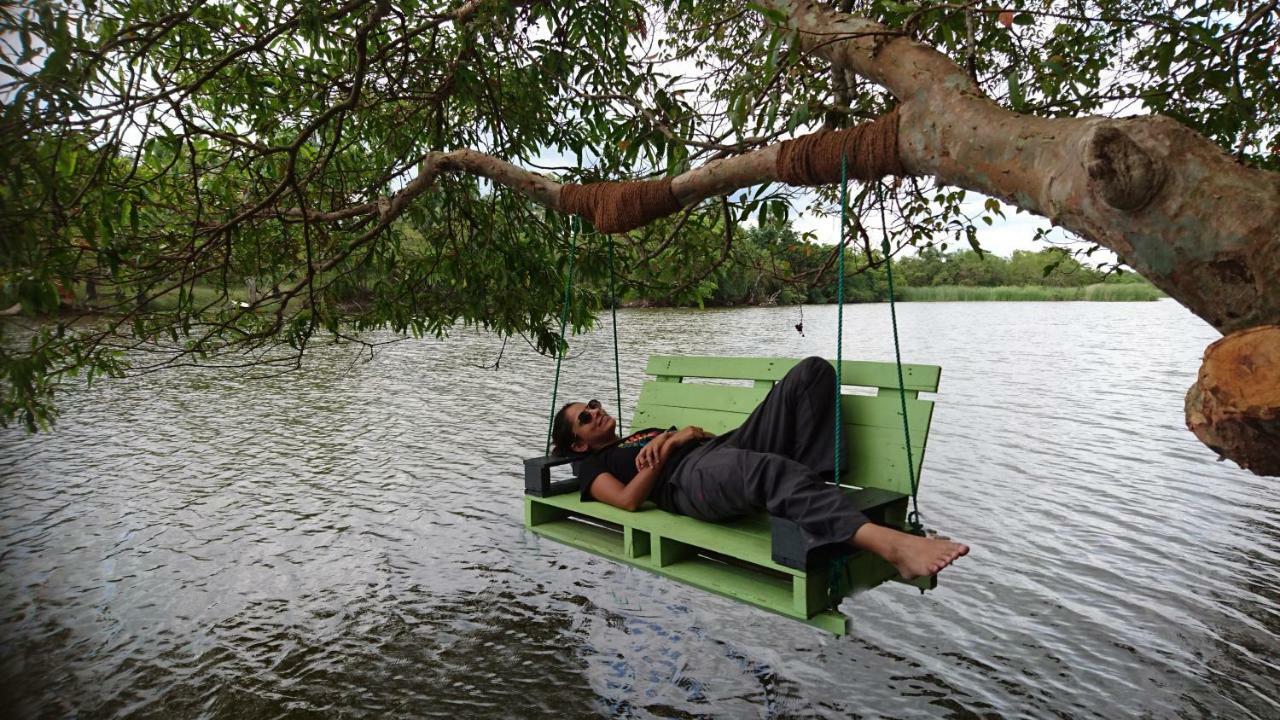 וילפאטו The Backwaters Lodge מראה חיצוני תמונה